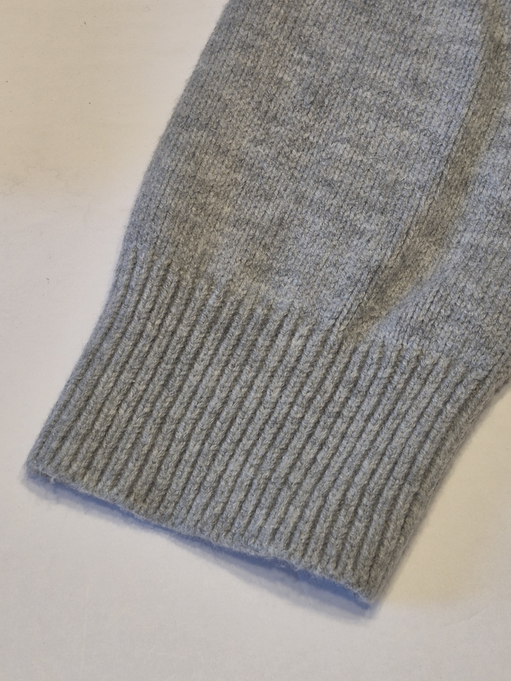 CAbi Gray Bird-Embroidered Crewneck Sweater - Picture 6 of 7